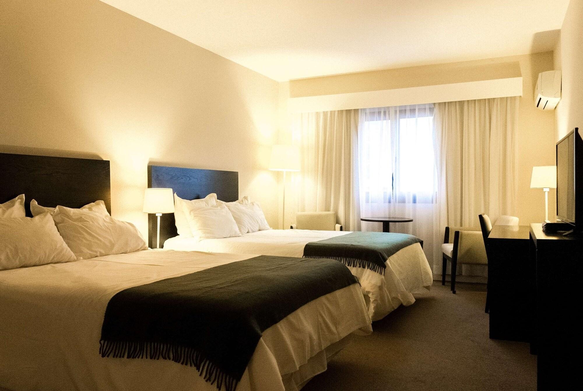 Wyndham Garden Montevideo Carrasco Hotel Ciudad de la Costa Exterior photo
