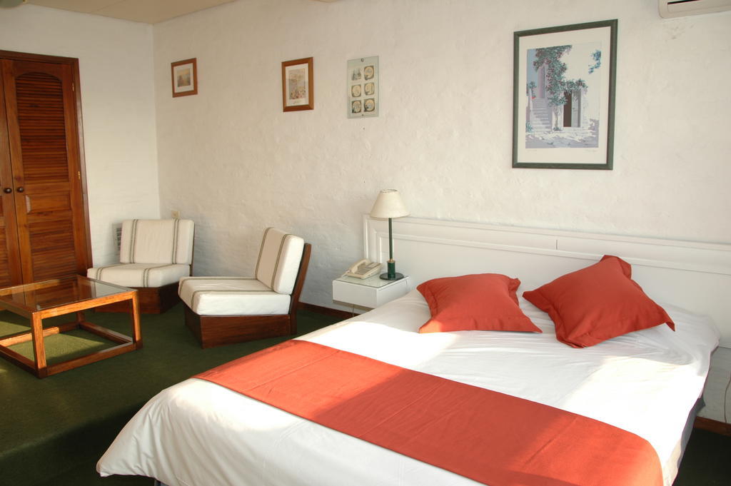 Wyndham Garden Montevideo Carrasco Hotel Ciudad de la Costa Room photo